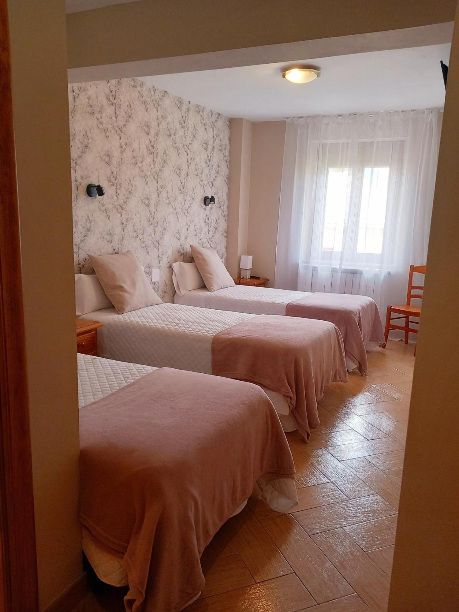 Hotel Rural Orquidea Velilla del Rio Carrion المظهر الخارجي الصورة